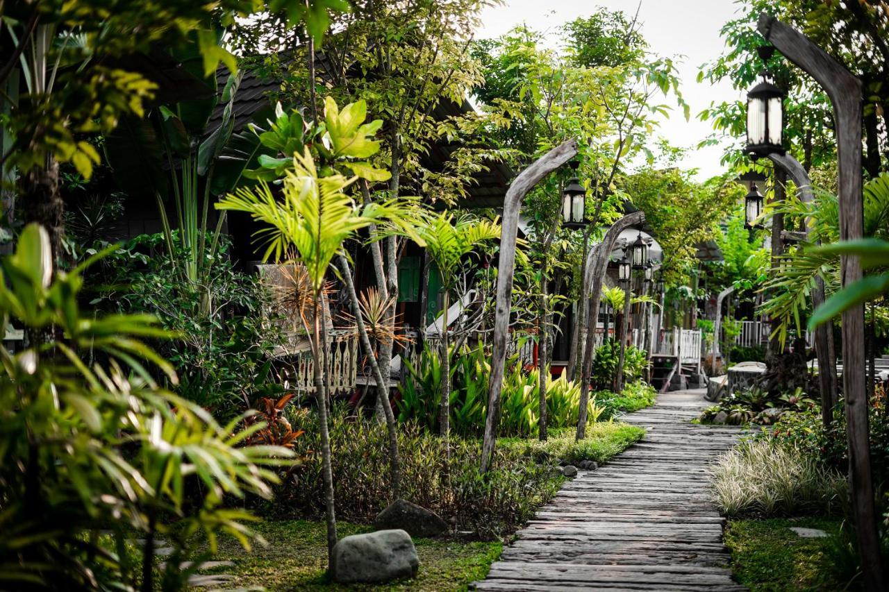 La Luna Resort Yogyakarta Sleman  Esterno foto